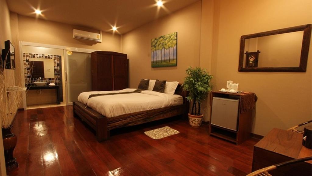 Hotel Thongran'S House à Chiang Mai Chambre photo