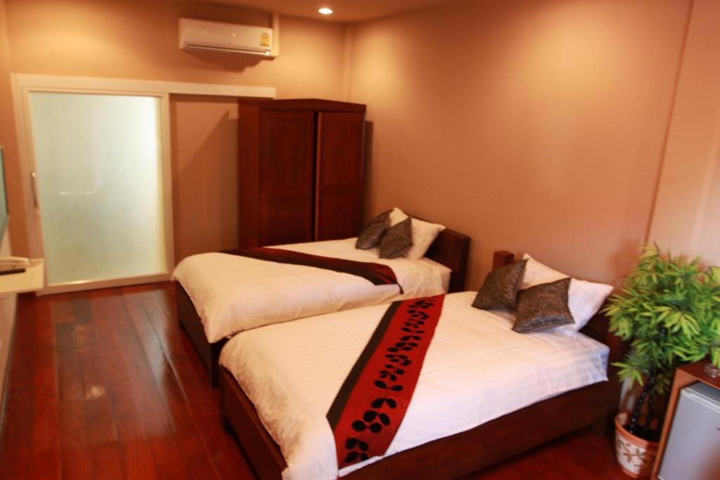Hotel Thongran'S House à Chiang Mai Chambre photo